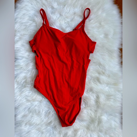 Shade & Shore Other - Red never worn size M one piece bikini. Great detail on sides!
